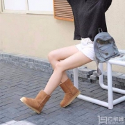 网易严选：女士中筒皮毛一体雪地靴