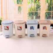汉世刘家 脚踏12L塑料垃圾桶