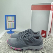 Joes New Balance Outlet：New Balance 新百伦 690V2 女款越野跑鞋WT690RG2 $24.49