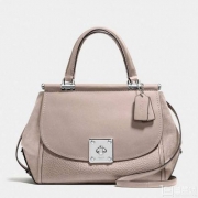 6PM：国内￥3250，COACH 蔻驰  Drifter Carryall真皮手提斜挎包 新低$199