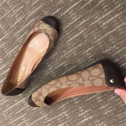 COACH蔻驰Chelsea女士真皮舒适平底鞋 两色