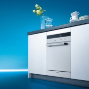 京东商城：SIEMENS 西门子 西班牙进口 SC73M810TI 8套嵌入式洗碗机
