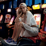 彪马（Puma）     XCARE合作款 Basket Heart Patent蝴蝶结板鞋