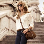 Michael Kors 女士JAMIE真皮斜挎包
