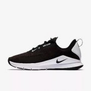 NIKE RIVAH 女子运动鞋