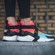 Nike 耐克 Air Huarache City彩虹华莱士女鞋休闲运动跑鞋