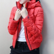 亚马逊中国：镇店之宝，Nike 耐克 85%白鹅绒 女士连帽羽绒服541411 多色
