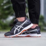 亚瑟士（ASICS）  GEL-GALAXY 9 男女款缓冲运动鞋跑鞋*2件