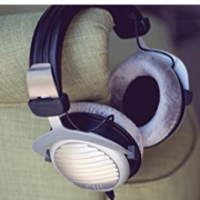Beyerdynamic 拜亚动力 DT990 头戴式耳机