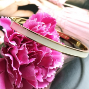 凯特丝蓓（KATE SPADE）     奶油色 传统风情手镯
