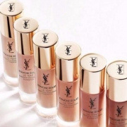 Yves Saint Laurent 明彩粉底液 多个色号