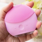 亚马逊海外购：FOREO LUNA MINI 2 硅胶按摩洁面仪 粉色 Prime会员免费直邮含税