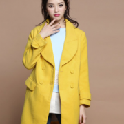 真维斯 女士简约纯色双排扣呢子大衣 49.9元