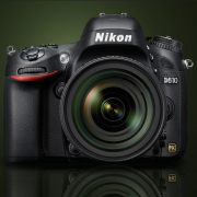 尼康（Nikon）     D610 入门级全画幅单反机身 2430万像素