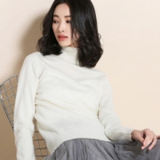 鹿王羊 秋冬新款 女羊绒衫 100%山羊绒 有本命年红色