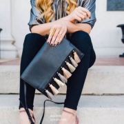 亚马逊海外购：Rebecca Minkoff 瑞贝卡明可弗 Sofia真皮流苏单肩手拿包 prime会员免费直邮