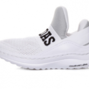 限尺码： adidas 阿迪达斯 Cloudfoam Ultra Zen 中性款运动休闲鞋    139元包邮