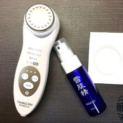 日立（HITACHI）      CM-N4000 W 多功能保湿清洁美容仪