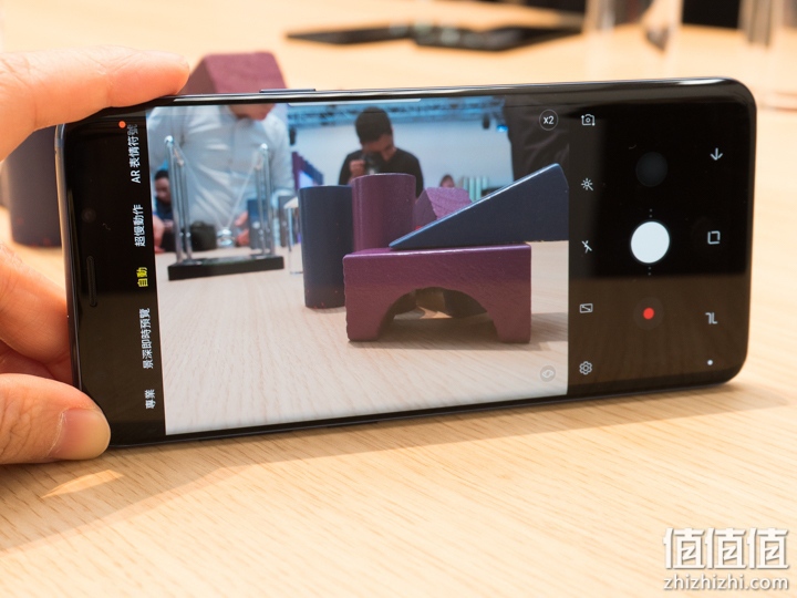 三星Galaxy S9/S9+ 发布,快来看看都有那些亮点吧 三星Galaxy S9/S9+ 发布,快来看看都有那些亮点吧