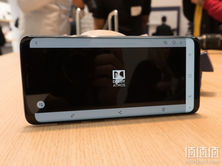三星Galaxy S9/S9+ 发布,快来看看都有那些亮点吧 三星Galaxy S9/S9+ 发布,快来看看都有那些亮点吧