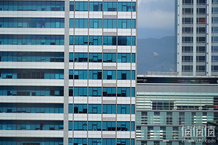 Sony 索尼 E 18-135mm F3.5-5.6 OSS 微单镜头开箱