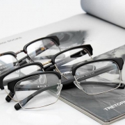 眼镜架什么牌子好？10大眼镜架品牌排行榜