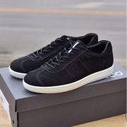 国内￥1259， ECCO 爱步 Soft 1柔酷1号 男士真皮休闲板鞋 $64.99