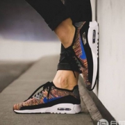 Nike 耐克 Air Max 90 Ultra 2.0 FLYKNIT 女子气垫运动休闲鞋 两色 881109