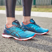 亚瑟士（ASICS） Gel-Cumulus 18  女士次顶级缓震跑鞋