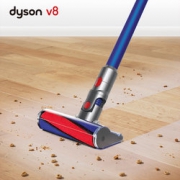 预定！ Dyson 戴森V8 Fluffy 家用手持 无线吸尘器  3490元包邮（需100元定金）