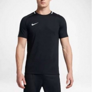 NIKE DRI-FIT ACADEMY 男子运动T恤