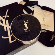 最美气垫！YSL 圣罗兰明彩轻垫粉底液B20亮白色 14g