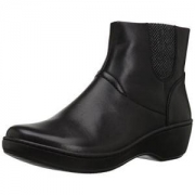 Clarks女靴