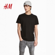 简单百搭：H&M男装2018年春季新款圆领休闲舒适短袖T恤男HM0593829