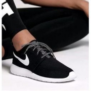 NIKE 耐克 ROSHE ONE 女子运动鞋