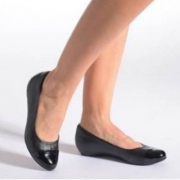 Clarks 其乐 Alitay Susan 女士休闲鞋 $35