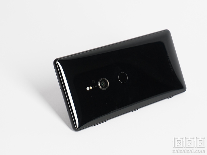 Sony 索尼 Xperia XZ2 手机测评，和S9+ 拍照对比
