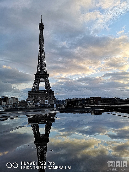 华为P20 Pro 夜景试拍，不愧是徕卡三摄，效果惊人！