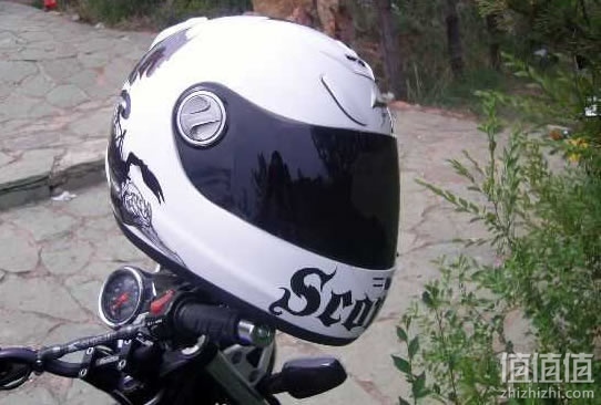 蝎子摩托车头盔