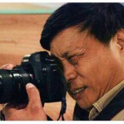 这个男人用相机揭开中国伤疤，可我想为他鼓掌