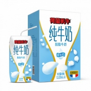 荷兰乳牛 脱脂纯牛奶200ml*6蓝钻轻享装