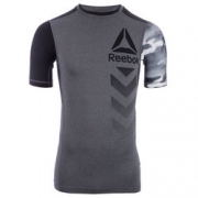 限小码： Reebok 锐步 Activchill Compression 男士紧身运动T恤 *2件 £28.06（需用码， 约￥249）