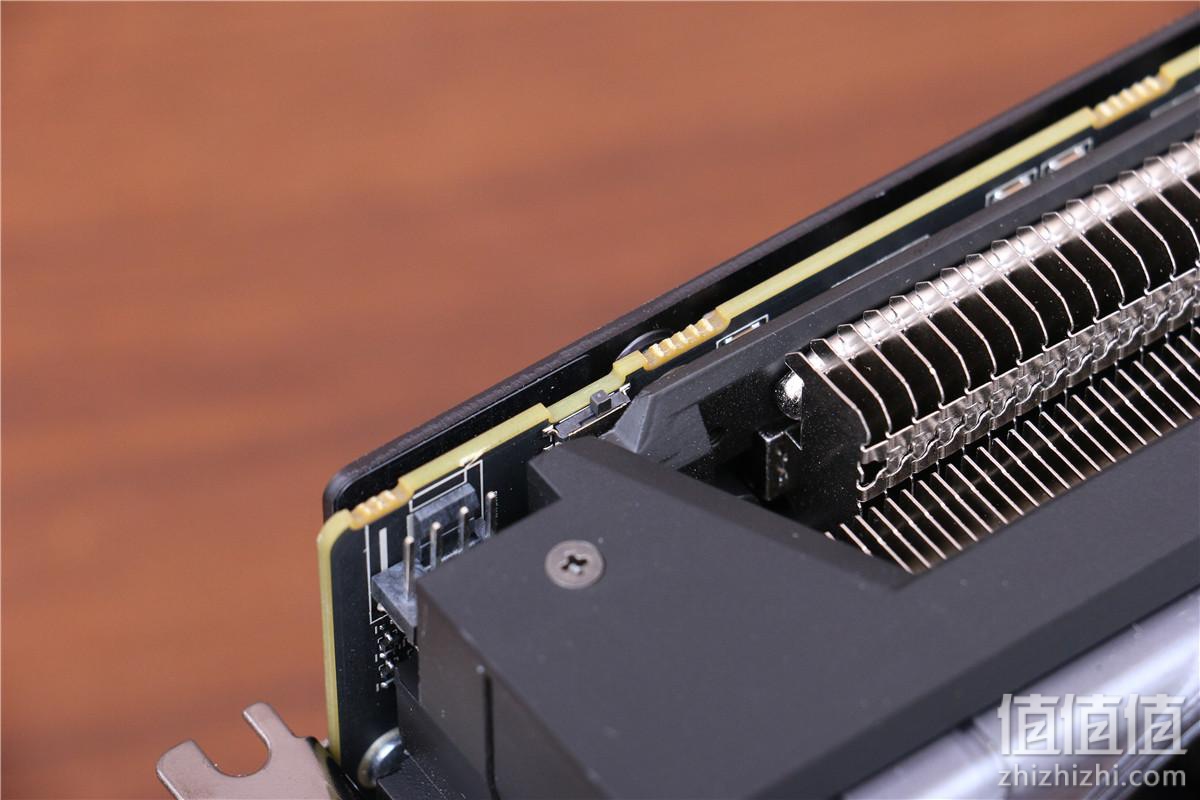 鸟枪换炮，Sapphire 蓝宝石 RX VEGA 56 8G HBM2 超白金游戏显卡开箱