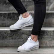 限尺码！adidas 阿迪达斯 SUPERSTAR系列 SLIP ON 女款运动鞋 329元包邮（629-300）