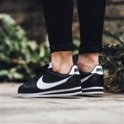 NIKE 耐克 CLASSIC CORTEZ 经典款阿甘鞋 黑白色