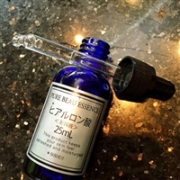 Pure Beua Essence 玻尿酸美容液 25ml