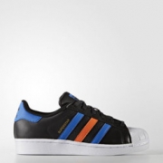 成人可穿：adidas 阿迪达斯 Superstar 大童款运动鞋