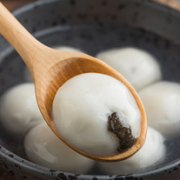 限地区：湾仔码头 香糯汤圆 黑芝麻口味 538g （28只）  折7元（双重优惠）