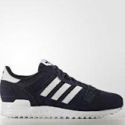 预告：adidas 阿迪达斯 三叶草 男女 ZX 700 经典鞋 BB1212