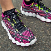 Brooks 布鲁克斯 Neuro 女士跑鞋